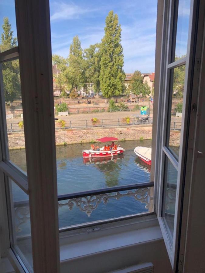 Au Bord De L'Eau Apartment Strasbourg Bagian luar foto