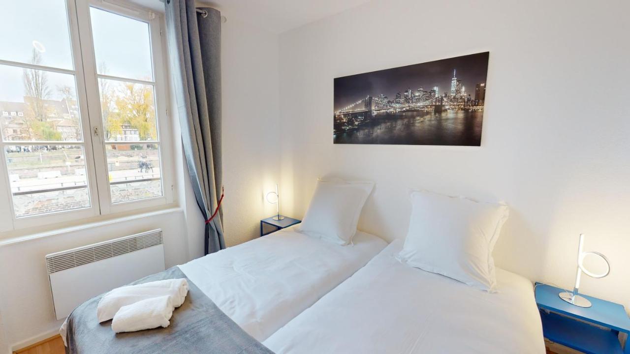 Au Bord De L'Eau Apartment Strasbourg Bagian luar foto